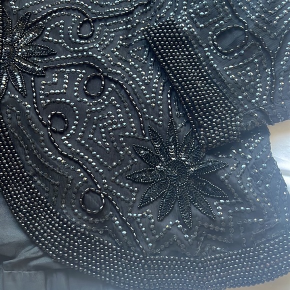 Beautiful beaded black jacket. 100% pure silk. Perfect condition. - Picture 3 of 6